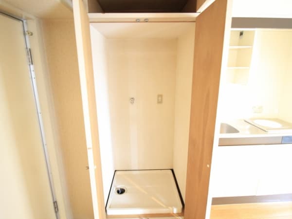 Room image 14