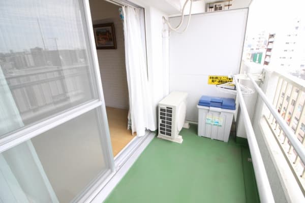 Room image 12