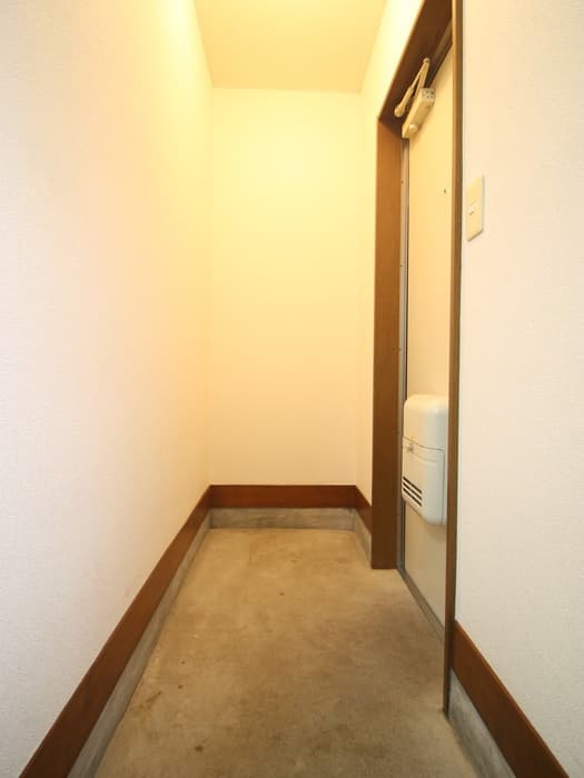 Room image 13