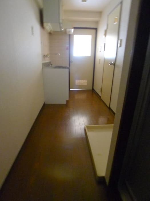 Room image 13