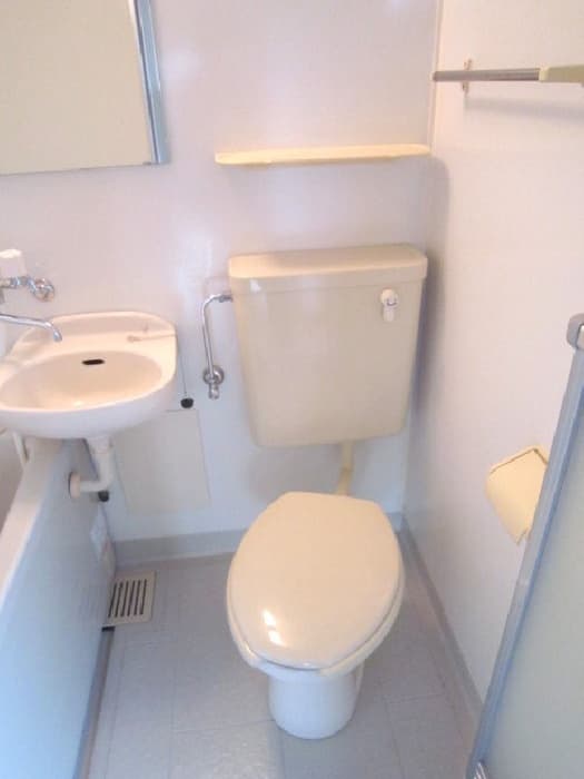Room image 10