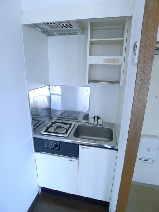 Room image 8