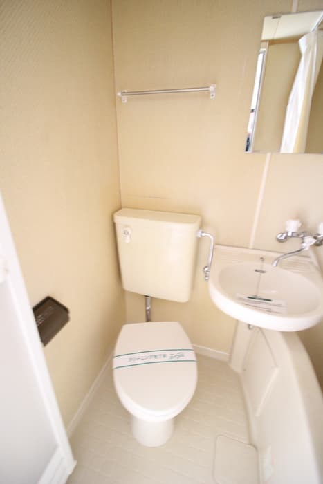 Room image 13