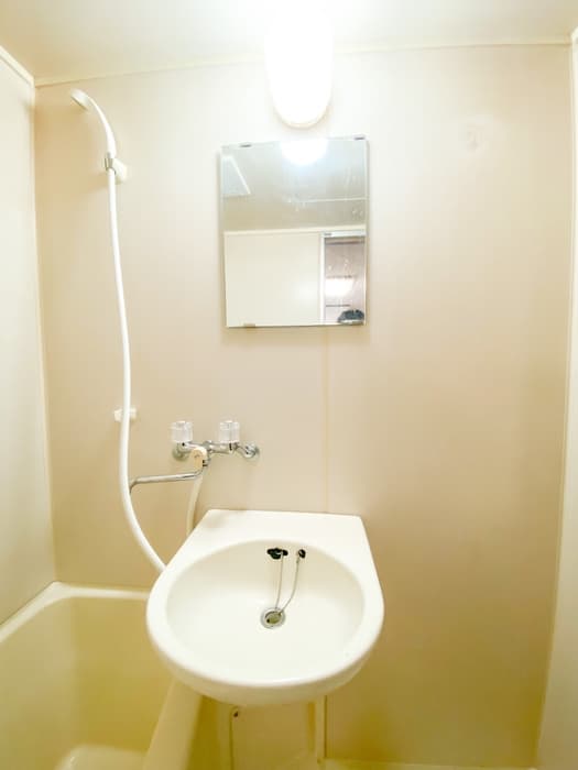 Room image 12