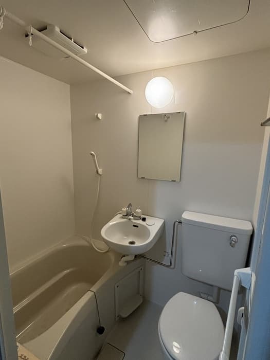 Room image 11