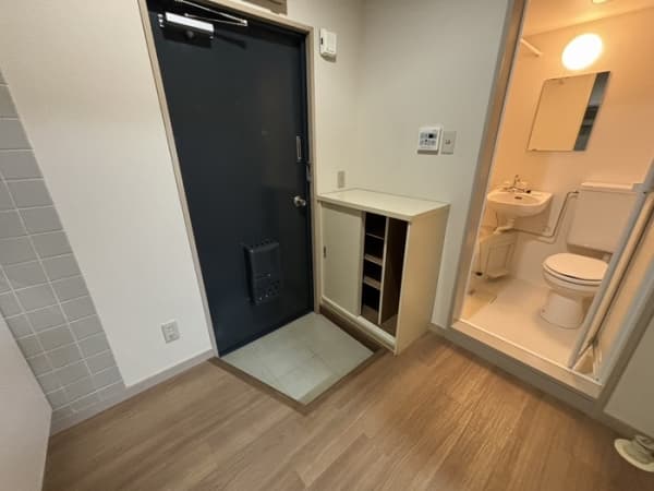 Room image 14
