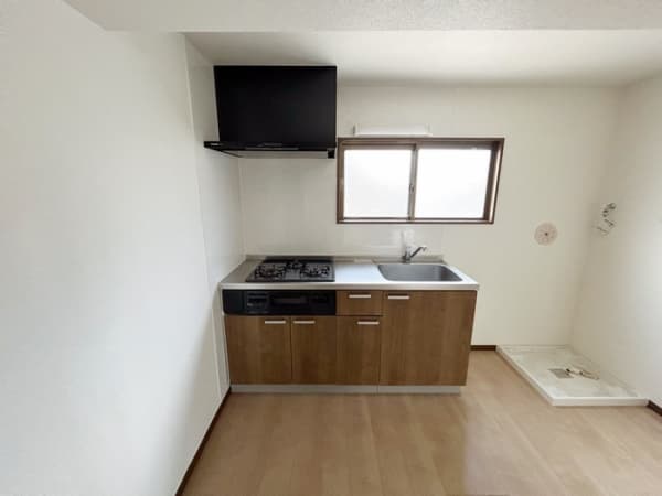 Room image 11