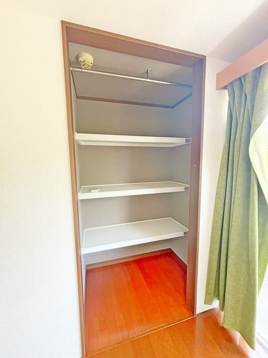 Room image 13