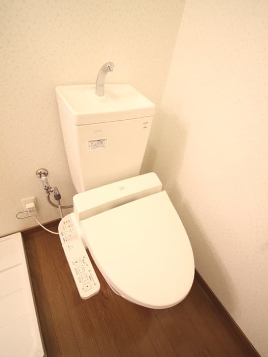 Room image 10