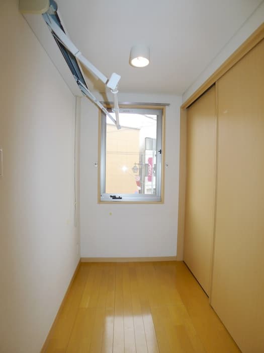 Room image 14