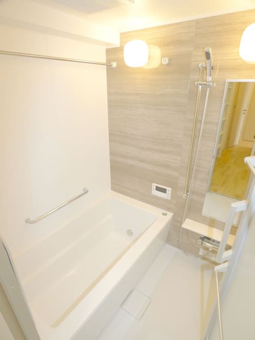 Room image 9