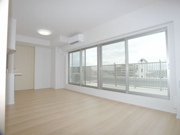 Room image 14