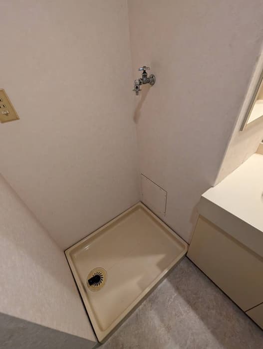 Room image 13