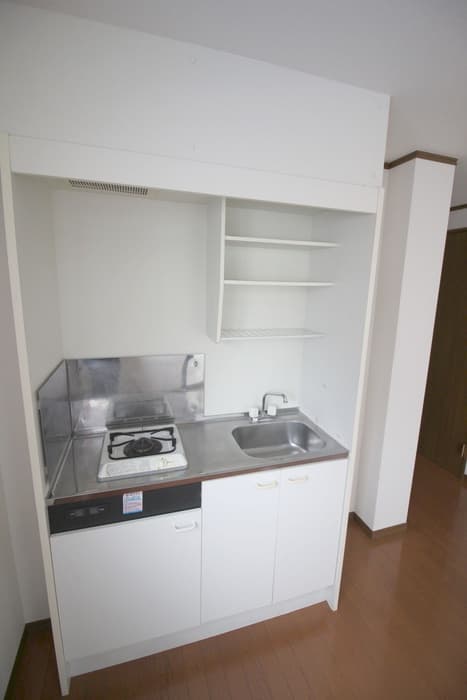 Room image 10