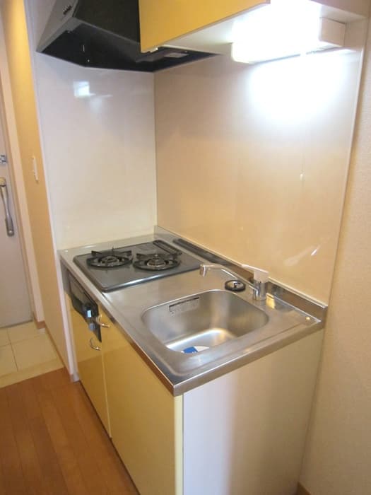 Room image 8