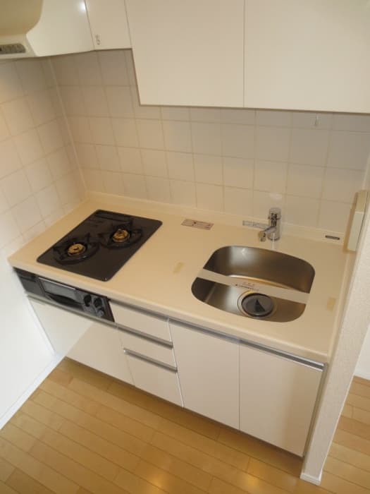 Room image 8