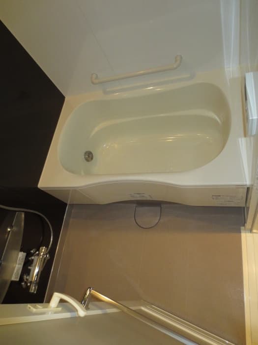 Room image 9