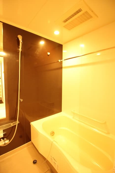 Room image 12
