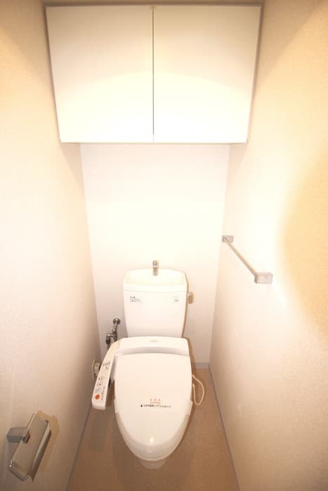 Room image 13