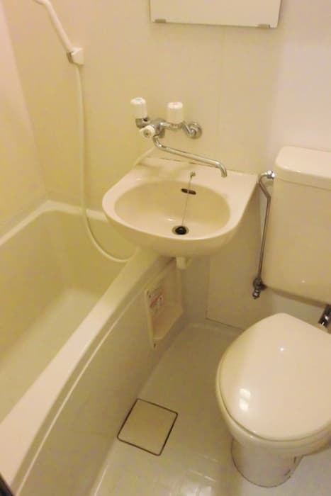 Room image 10