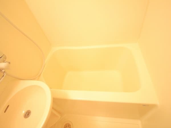 Room image 10
