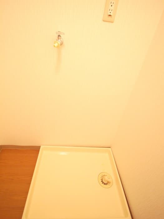 Room image 13