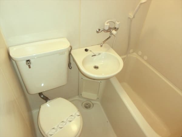 Room image 10