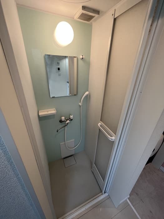 Room image 11