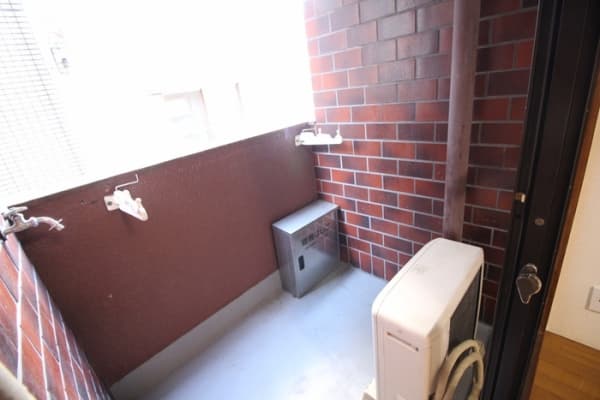Room image 14