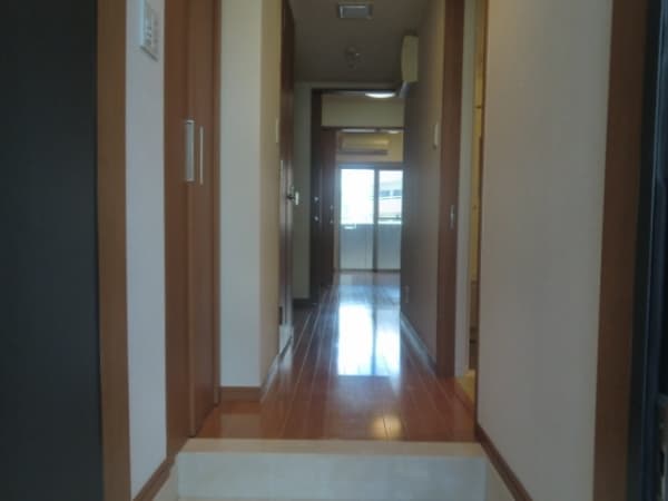 Room image 14