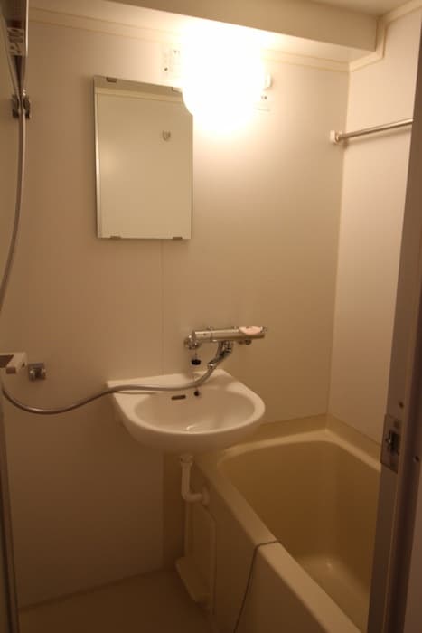 Room image 8