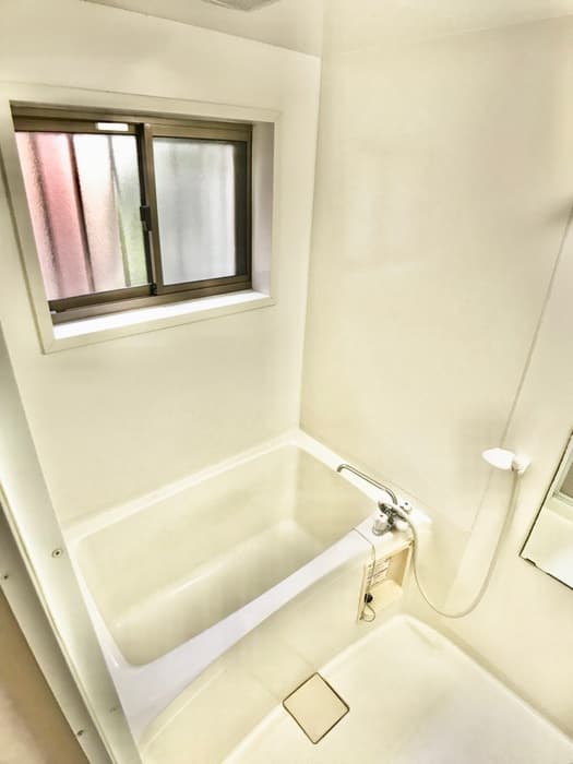 Room image 12