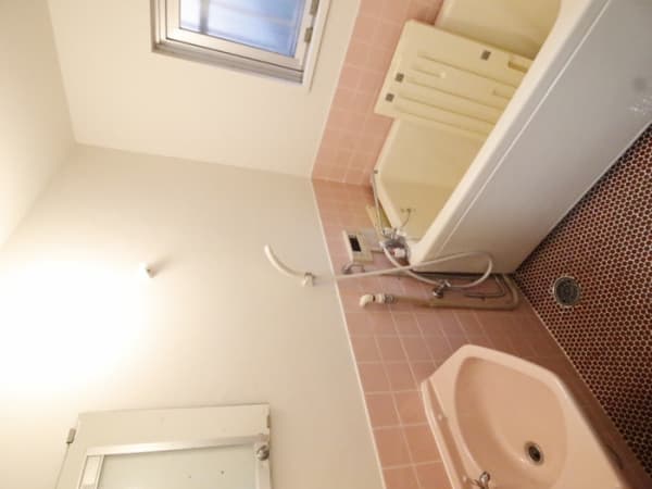 Room image 9