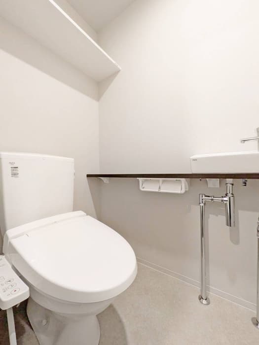 Room image 10