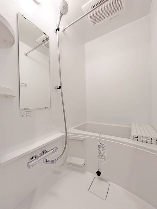 Room image 12