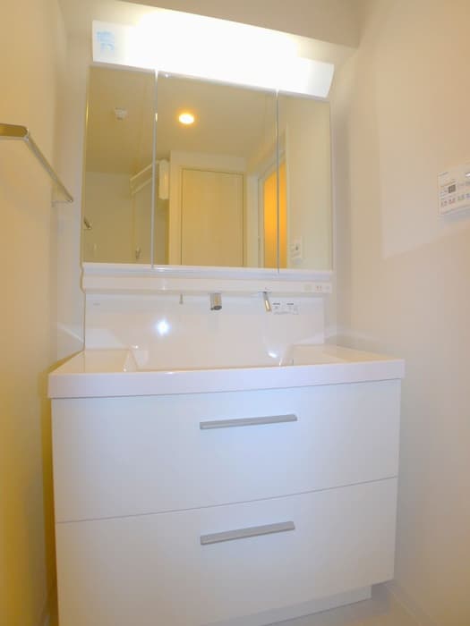 Room image 11