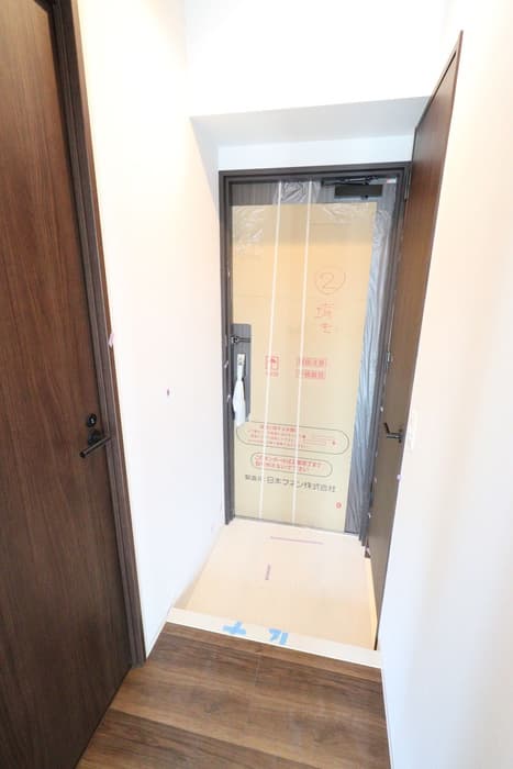 Room image 11
