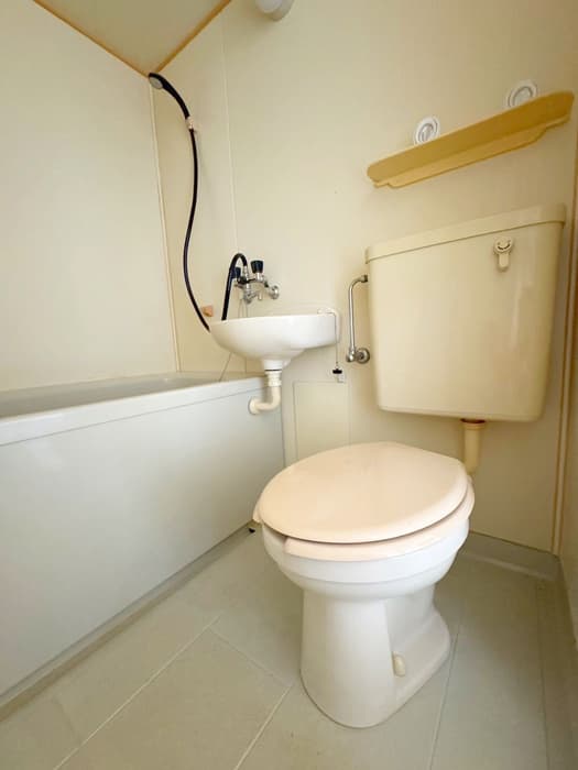 Room image 9