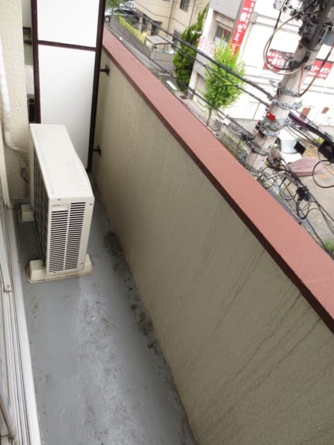 Room image 12