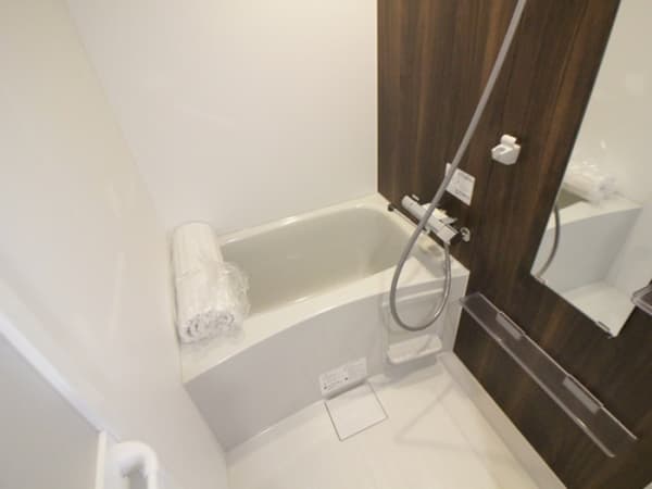 Room image 10