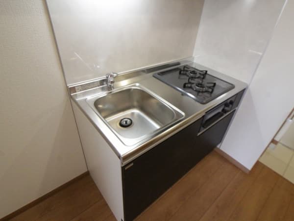 Room image 10