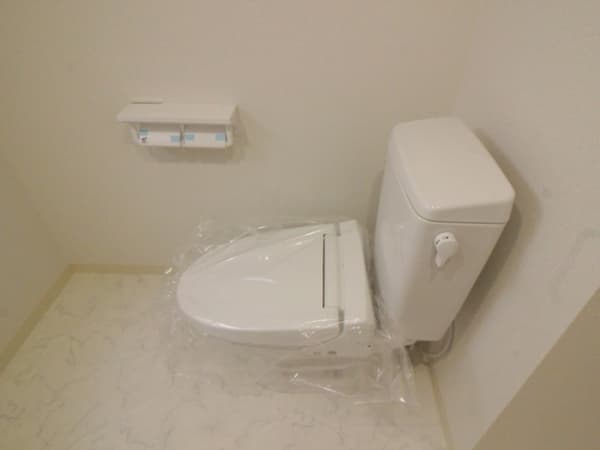 Room image 11