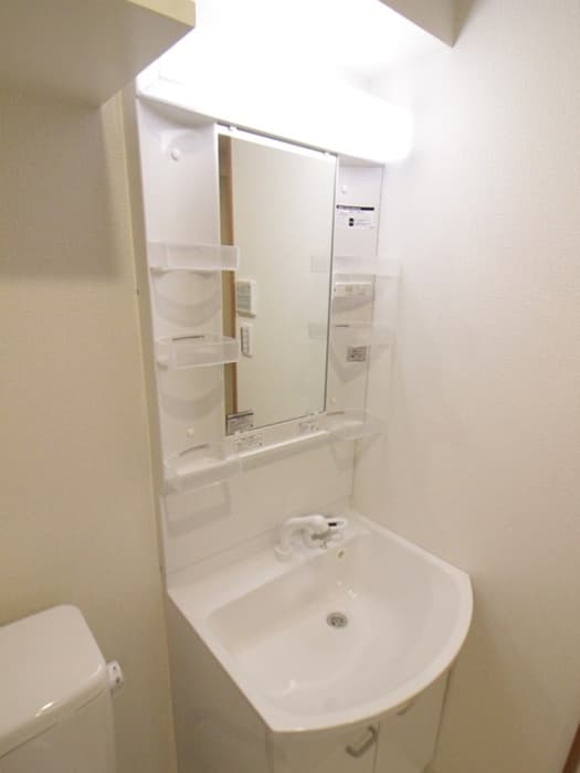 Room image 13