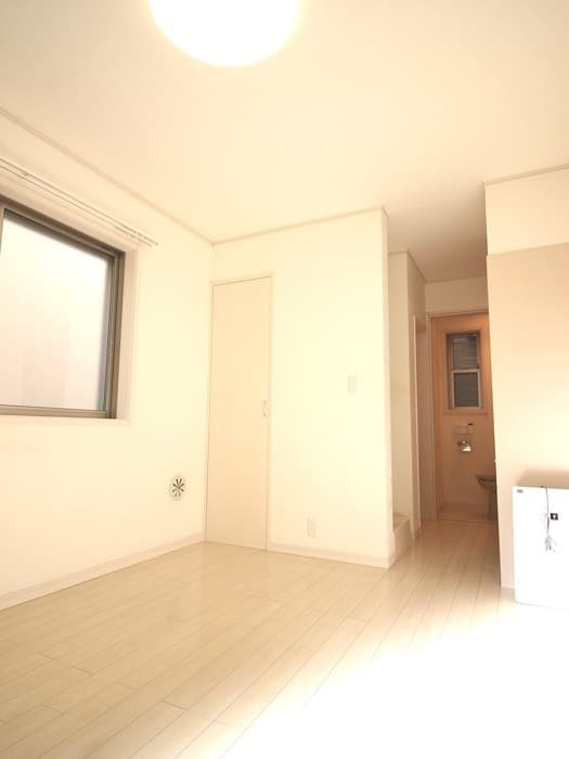 Room image 13
