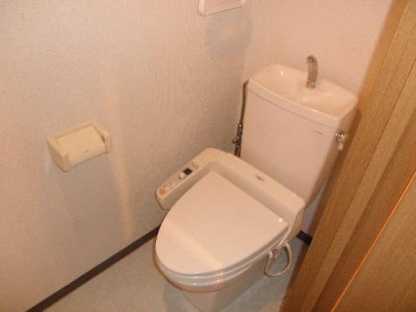 Room image 14
