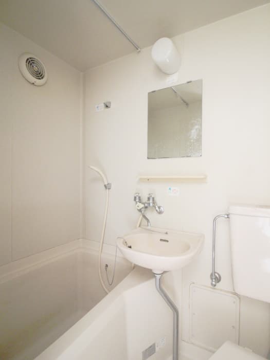 Room image 11