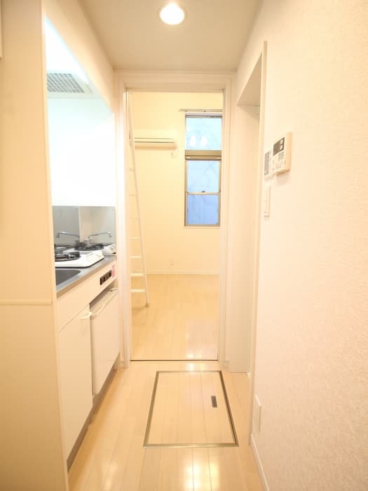 Room image 14