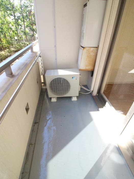 Room image 13