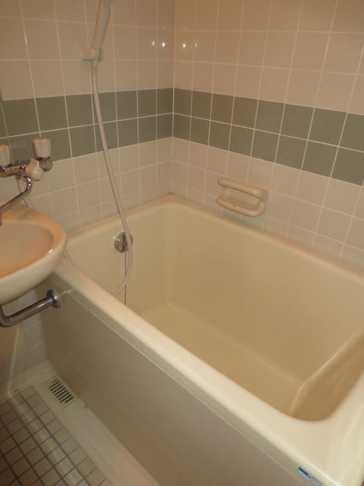 Room image 10