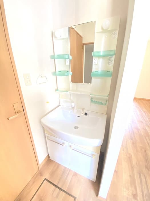 Room image 11